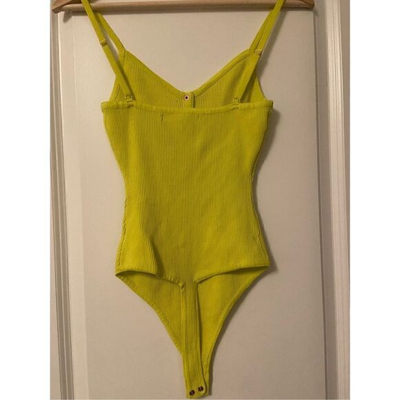 Neon Green ribbed body suit Women’s size Medium - Picture 3 of 3